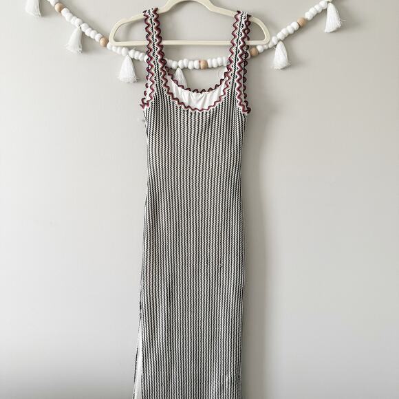 SAYLOR Vinia Maxi Dress Scallopes Trim Striped Knit Lined Black/Creme Size Small - Picture 9 of 11